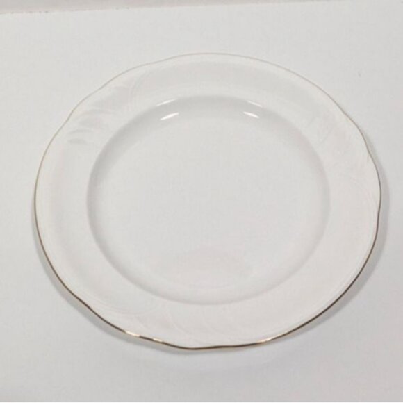 Royal Albert Bone China Horizon Shape Tiara Dinner Plate White Elegant Tableware - Picture 1 of 6